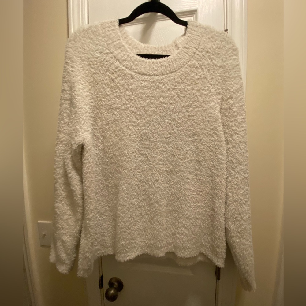 Stars Above (target brand) cream lounge pullover